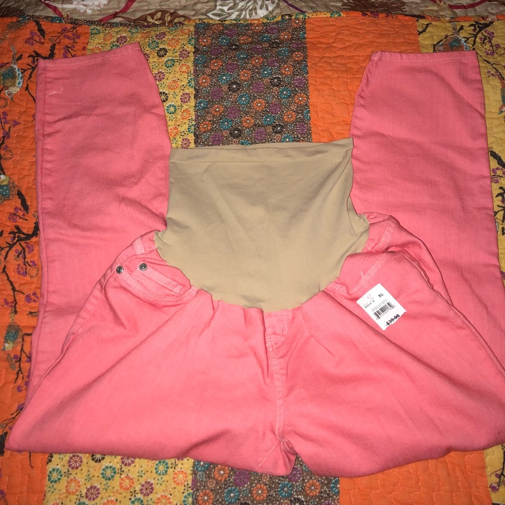 Coral Motherhood Maternity capris